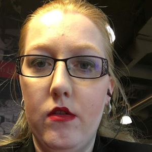 Meet your Posher, Crystal